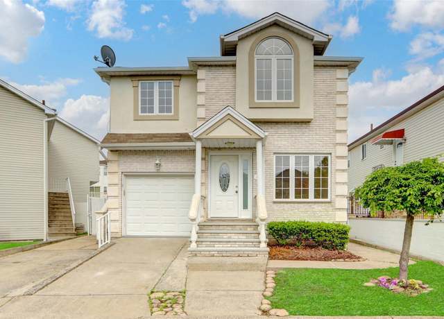 Property at 103 Savo Loop, Staten Island, NY 10309, 3 beds, 3 baths