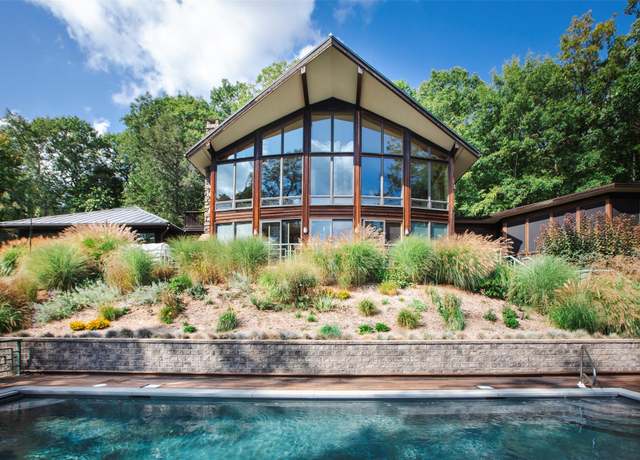 Property at 150 Meads Mountain Rd, Woodstock, NY 12498, 3 beds, 4 baths