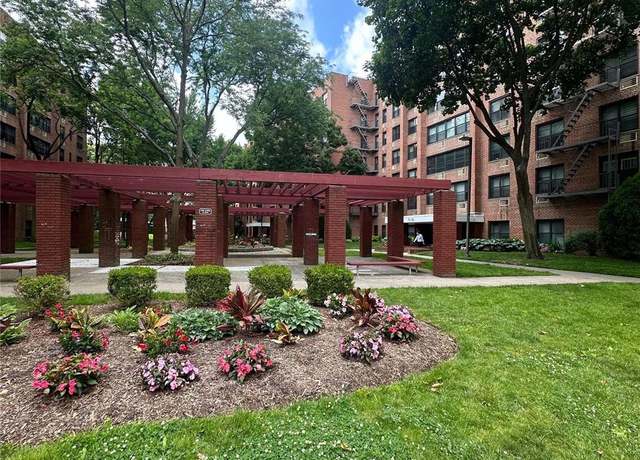Property at 75-34 Bell Blvd Unit 2G, Bayside, NY 11364, 2 beds, 2 baths