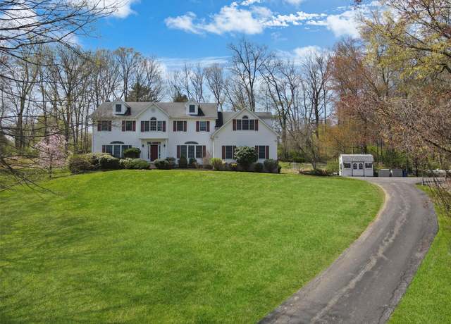 Property at 36 Sunderland Ln, Katonah, NY 10536, 5 beds, 4.5 baths