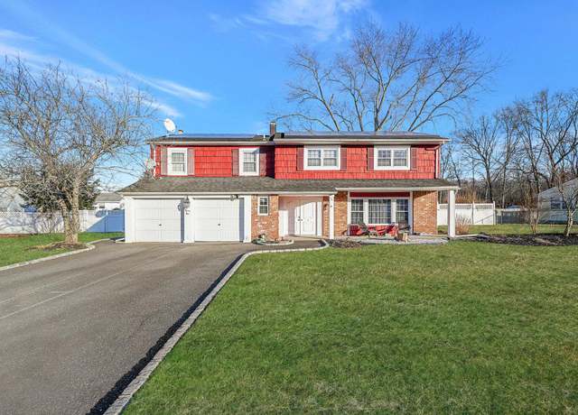 Property at 31 Thomas St, Coram, NY 11727, 4 beds, 2.5 baths
