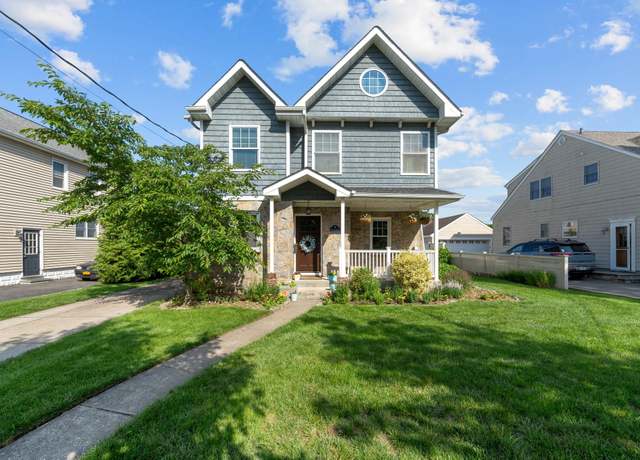 Property at 7 William St, Rockville Centre, NY 11570, 4 beds, 3 baths