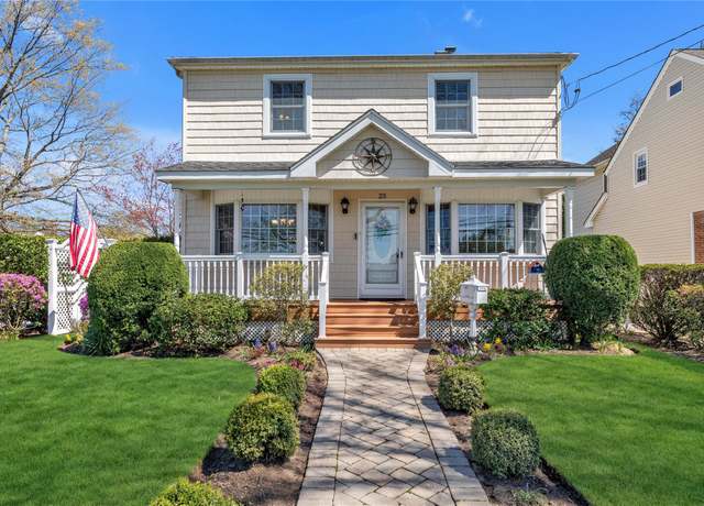 Property at 25 Miller Ave, Floral Park, NY 11001, 4 beds, 2.5 baths