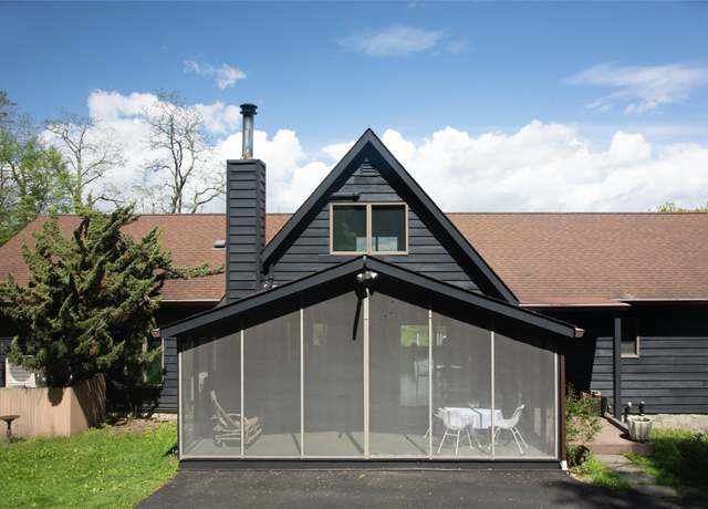 Property at 36 Blue Grass Ln, Beacon, NY 12508, 3 beds, 3.5 baths
