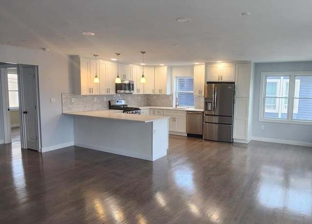 Property at 93 E Fulton St, Long Beach, NY 11561, 5 beds, 2 baths
