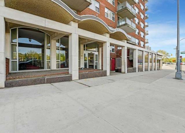 Property at 85-15 Main St Unit 9J, Briarwood, NY 11435, 3 beds, 2 baths