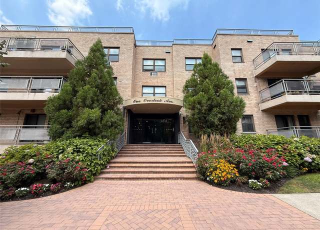 Property at 1 Overlook Ave Unit 1L, Great Neck, NY 11021, 2 beds, 2 baths