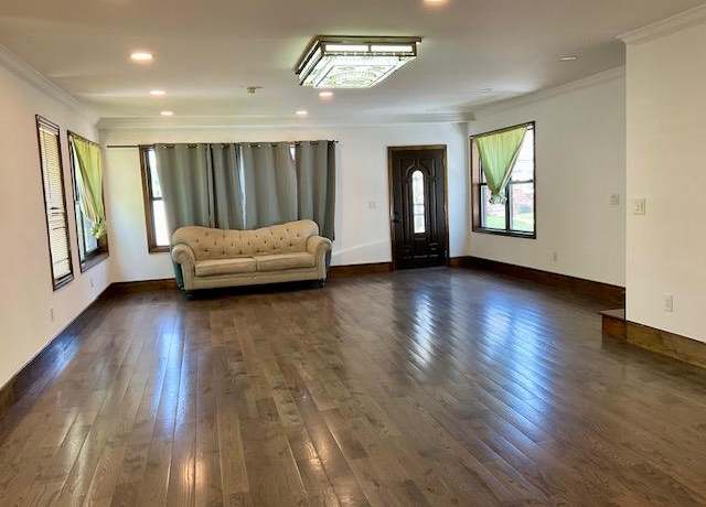 Property at 241-02 86th Rd, Bellerose, NY 11426, 3 beds, 3 baths