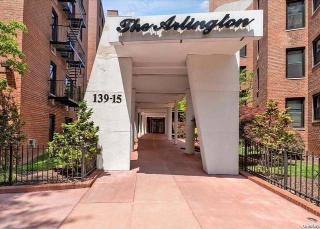 Property at 139-15 83rd Ave #109, Briarwood, NY 11435, 2 beds, 1 bath