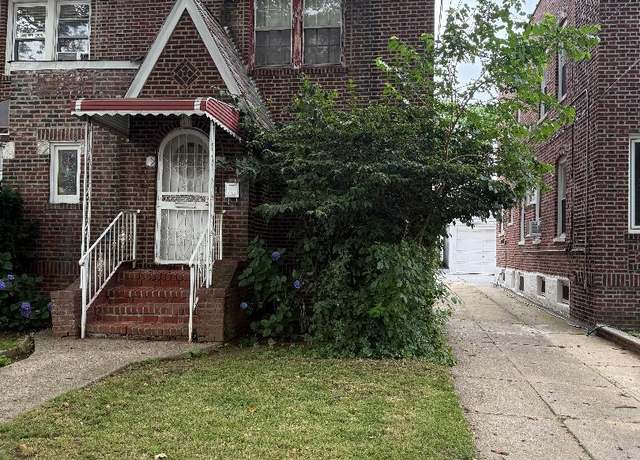 Property at 89-09 215 St, Queens Village, NY 11427, 3 beds, 2.5 baths