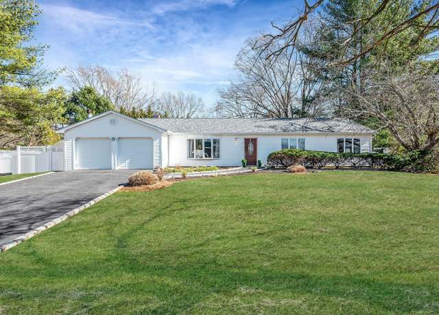 Property at 5 Ivy Covered Way, Mount Sinai, NY 11766, 3 beds, 2 baths