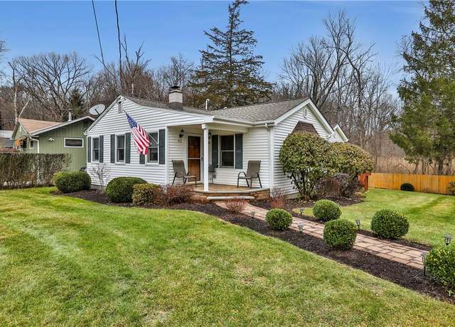 Property at 43 Lake Rd, Hopewell Junction, NY 12533, 2 beds, 2 baths