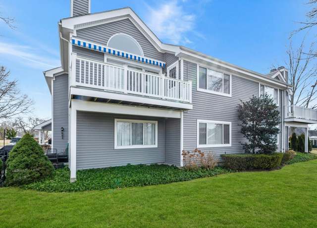 Property at 270 Dockside Ct #270, Moriches, NY 11955, 2 beds, 2 baths
