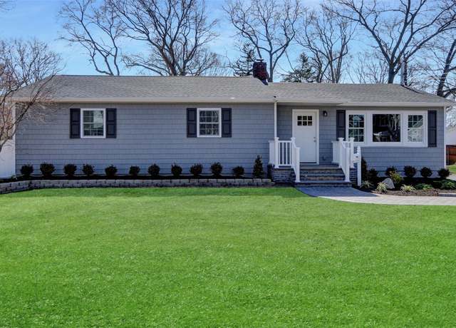 Property at 26 W Cedar St, Islip, NY 11751, 4 beds, 2 baths