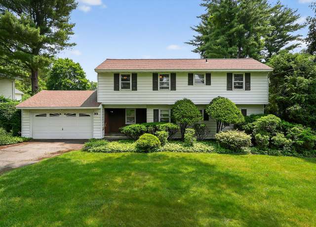 Property at 35 Old Farms Rd, Poughkeepsie, NY 12603, 3 beds, 1.5 baths