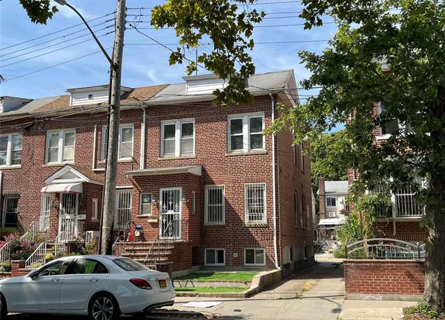 Property at 140-29 Rose Ave, Flushing, NY 11355, 5 beds, 2 baths