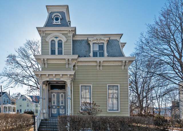 Property at 517-519 Washington St, Hudson, NY 12534, 3 beds, 2.5 baths