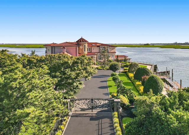 Property at 1101 Harbor Rd, Hewlett, NY 11557, 7 beds, 8.5 baths