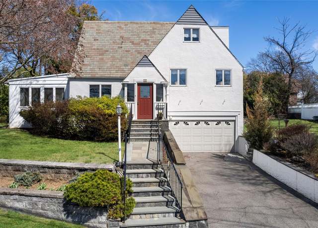 Property at 35 Wilson Dr, New Rochelle, NY 10801, 4 beds, 2.5 baths