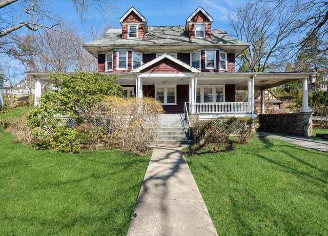 Property at 230 Hamilton Ave, New Rochelle, NY 10801, 7 beds, 3.5 baths