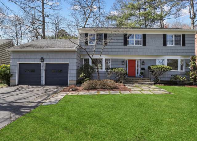 Property at 21 Thorne Pl, Rye, NY 10580, 5 beds, 3.5 baths