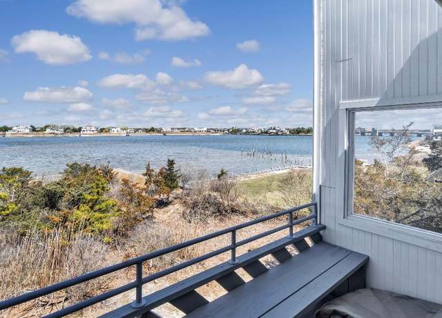 Property at 274 Dune Rd, Westhampton Beach, NY 11978, 1 bed, 1 bath