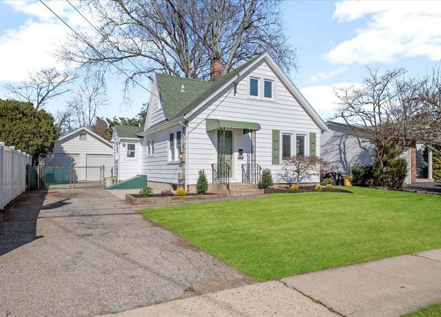 Property at 70 Evergreen Ave, Bethpage, NY 11714, 3 beds, 2 baths