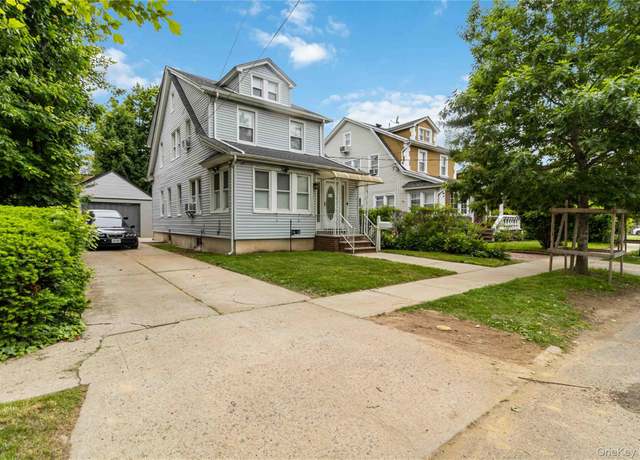 Property at 114-18 175th St, Addisleigh Park, NY 11434, 4 beds, 1.5 baths