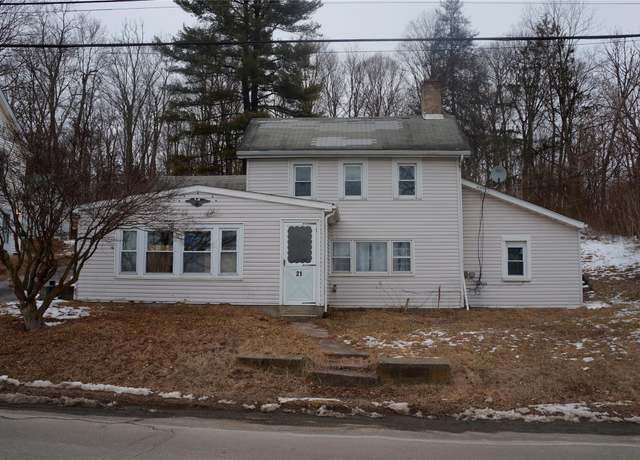 Property at 21 Quaker Hill Rd, Pleasant Valley, NY 12569, 3 beds, 1 bath