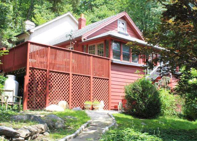 Property at 70 E Boyds Rd, Carmel, NY 10512, 2 beds, 1 bath