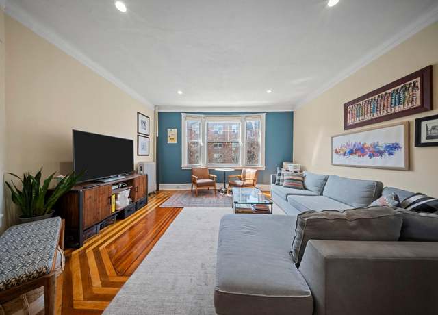 Property at 33-21 82nd St #41, Jackson Heights, NY 11372, 2 beds, 1 bath