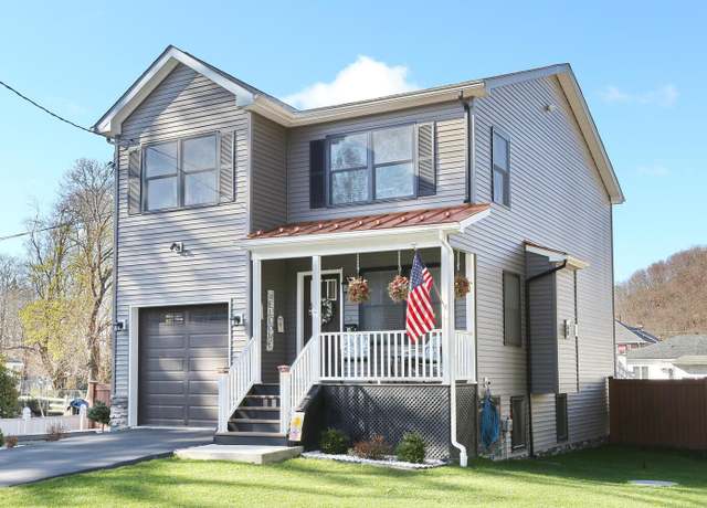 Property at 4 Irving Pl, Port Jervis, NY 12771, 3 beds, 2.5 baths