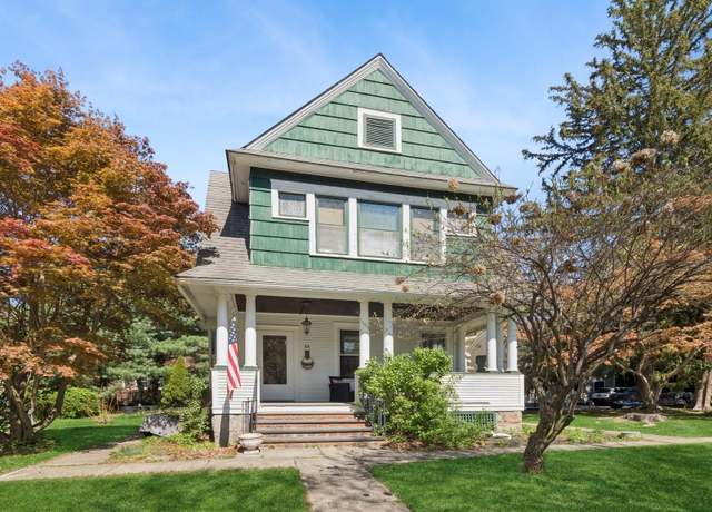 Property at 24 Mountain Ave, Cold Spring, NY 10516, 5 beds, 1.5 baths