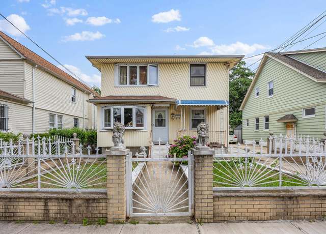Property at 117-27 164th St, Jamaica, NY 11434, 4 beds, 2 baths