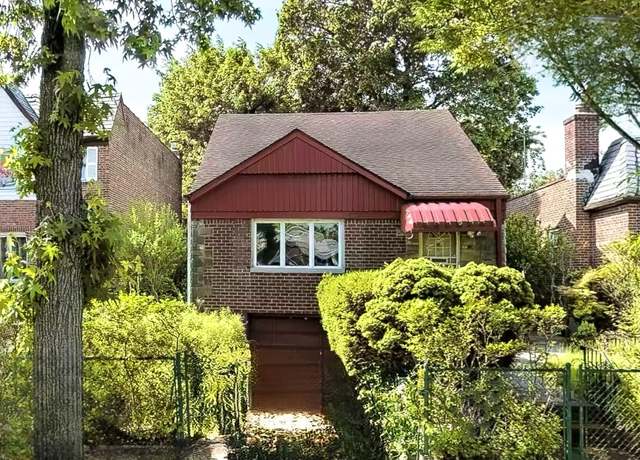 Property at 85-82 66th Rd, Rego Park, NY 11374, 3 beds, 2 baths