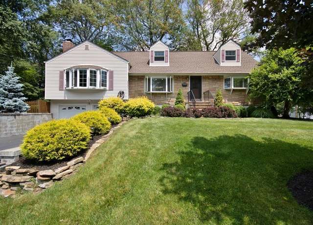 Property at 2 Short Hill Rd, New City, NY 10956, 4 beds, 2 baths