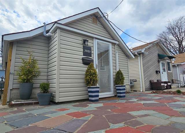 Property at 30 Carroll St Unit 30D, Bronx, NY 10464, 2 beds, 1 bath