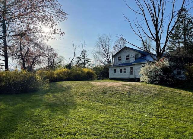 Property at 3076 State Route 28, Shokan, NY 12481, 3 beds, 1.5 baths