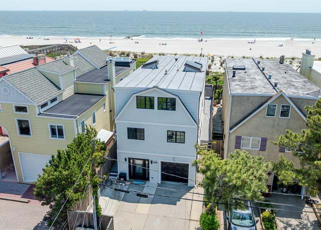 Property at 923 Oceanfront, Long Beach, NY 11561, 6 beds, 4 baths