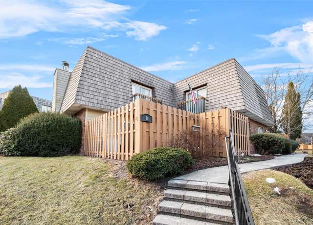 Property at 78 Laudaten Way, Warwick, NY 10990, 3 beds, 2.5 baths