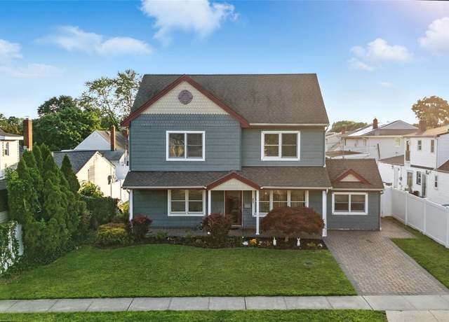 Property at 4041 Jean Ave, Bethpage, NY 11714, 5 beds, 2 baths