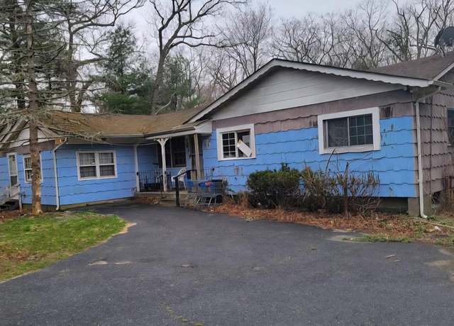 Property at 20 Yaphank Middle Island Rd, Middle Island, NY 11953, 4 beds, 3.5 baths