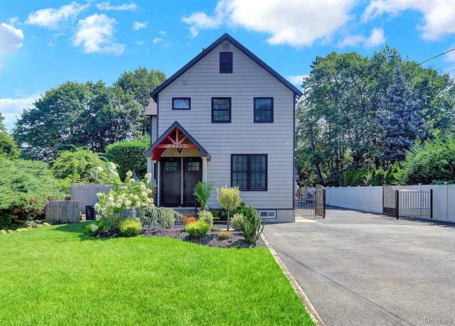 Property at 2325 Centre Ave, Bellmore, NY 11710, 2 beds, 3 baths