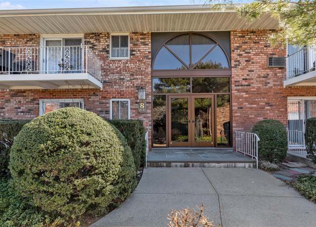 Property at 1 Toms Point Ln Bldg 8, Apt16J, Port Washington, NY 11050, 2 beds, 2 baths