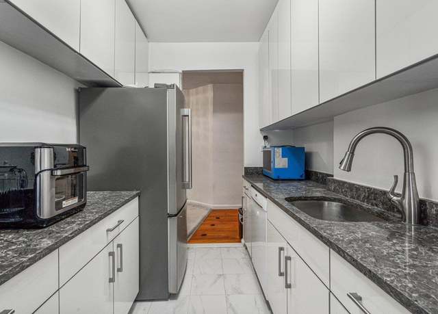 Property at 67-40 Yellowstone Blvd Unit 3B, Forest Hills, NY 11375, 2 beds, 1 bath