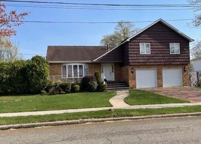 Property at 28 Jansen St, Staten Island, NY 10312, 3 beds, 2 baths