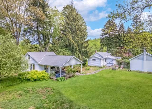 Property at 158 Esopus Creek Rd, Saugerties, NY 12477, 2 beds, 2 baths