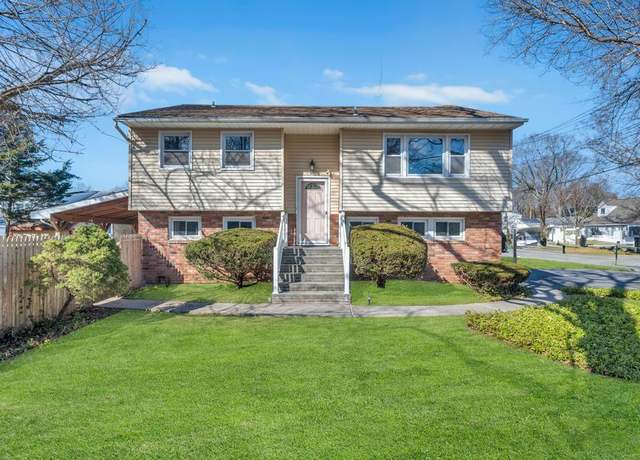 Property at 91 Maplewood Rd, Huntington Station, NY 11746, 4 beds, 2 baths