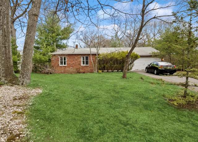 Property at 100 Carman Rd, Dix Hills, NY 11746, 3 beds, 2 baths
