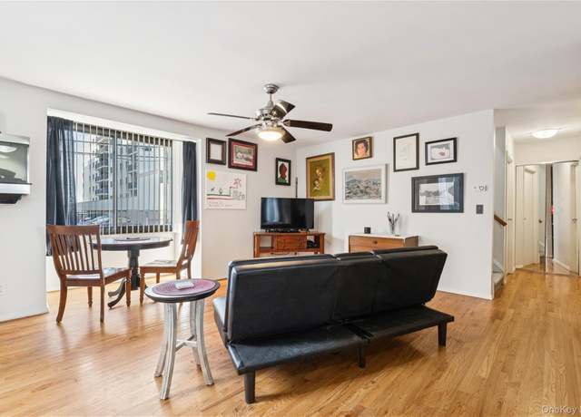 Property at 425 Shore Rd Unit 1A, Long Beach, NY 11561, 2 beds, 2 baths